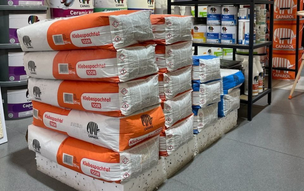 Șapă autonivelantă, șapă de ciment și întăritori pentru pardoseli cu livrare la domiciliu