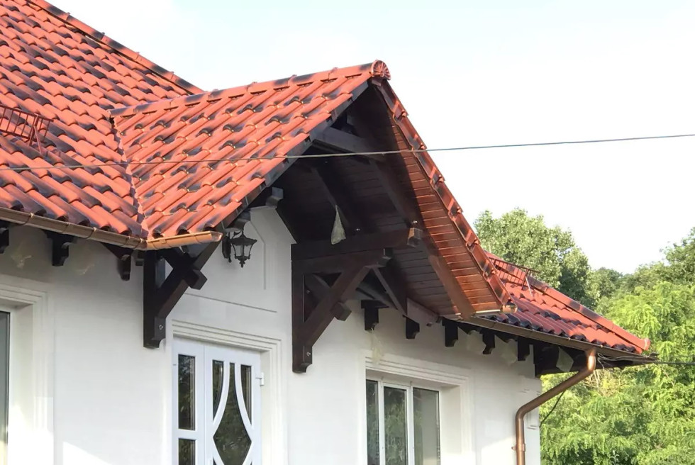 Protejează-ți casa de frig: avantajele țiglei ceramice ROBEN Germania