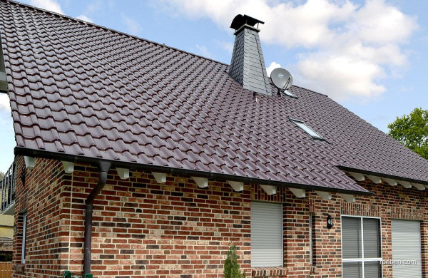 Acoperiș din țiglă ceramică Roben – protecție, eleganță și performanță