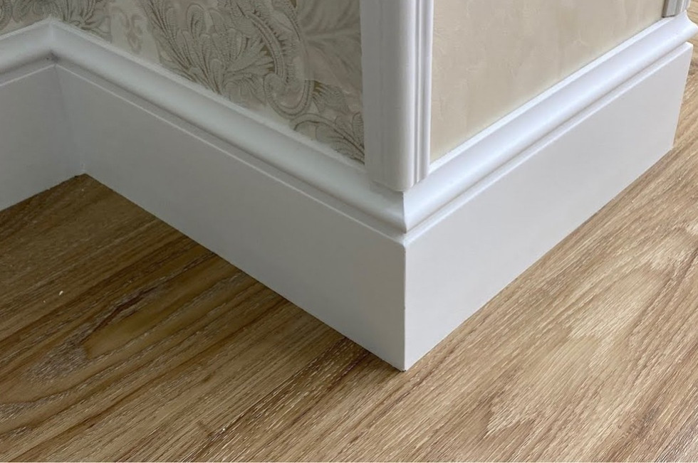 Plinte pentru podea rezistente la apă și lovituri – iată unde găsiți în Chișinău